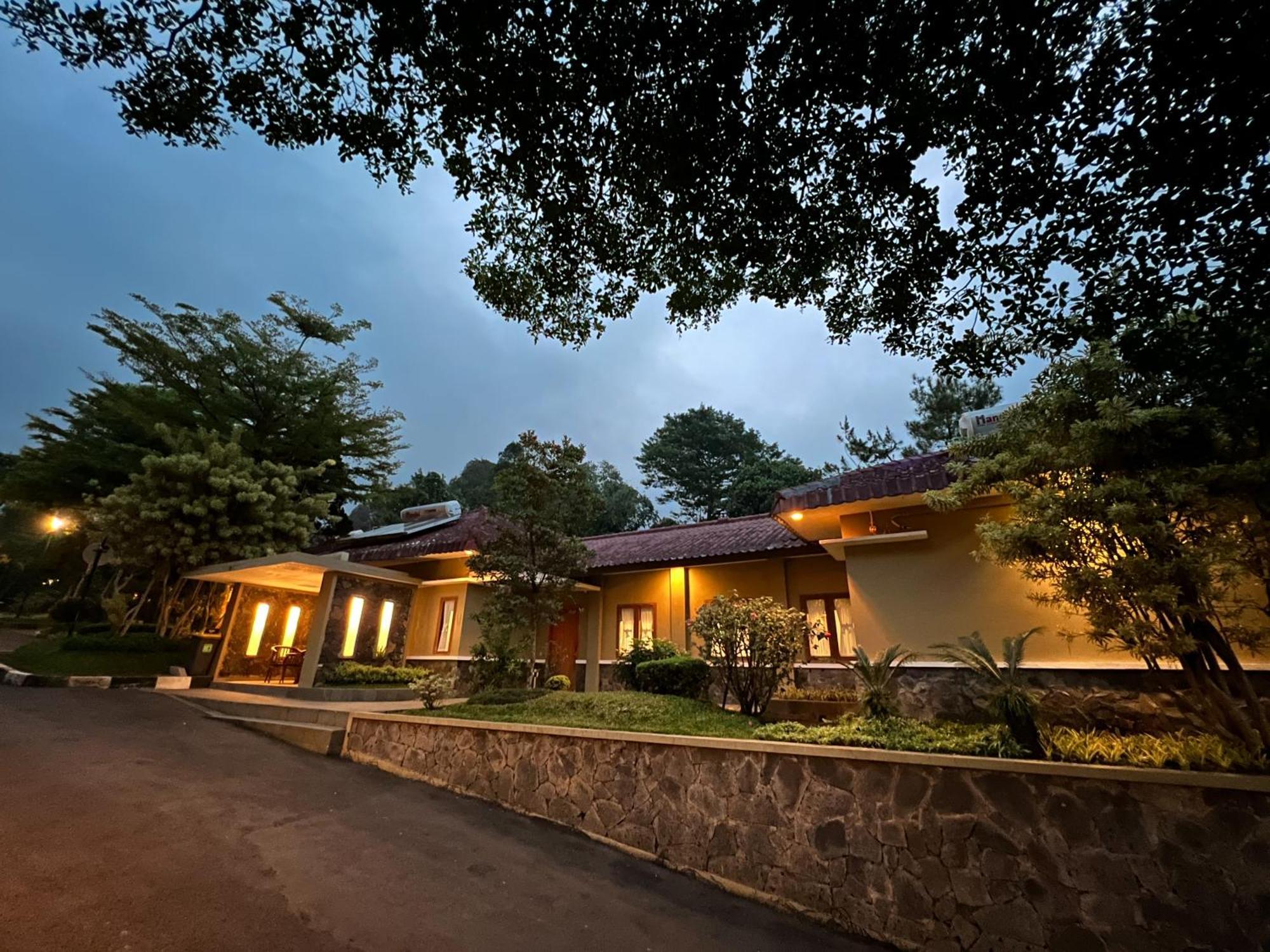Gracia Spa Resort Hotel Ciater Eksteriør billede